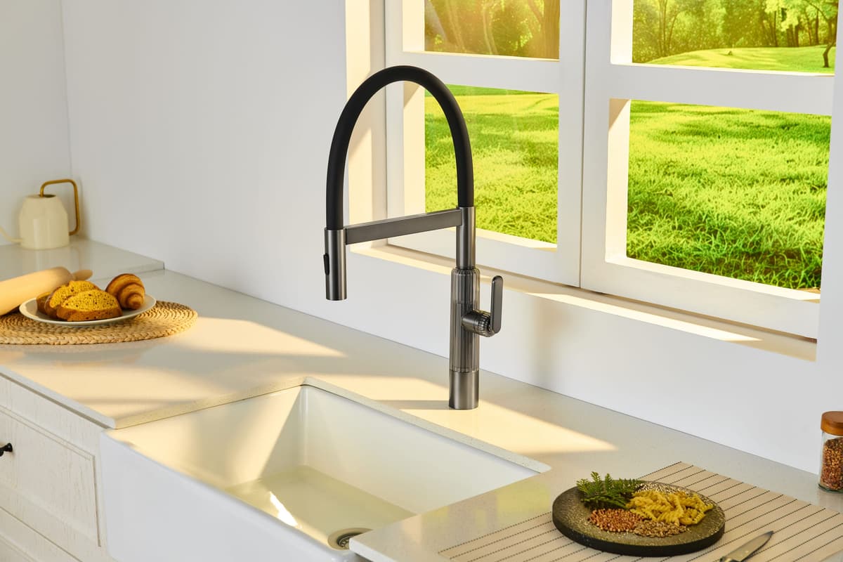 Black pull-down faucet
